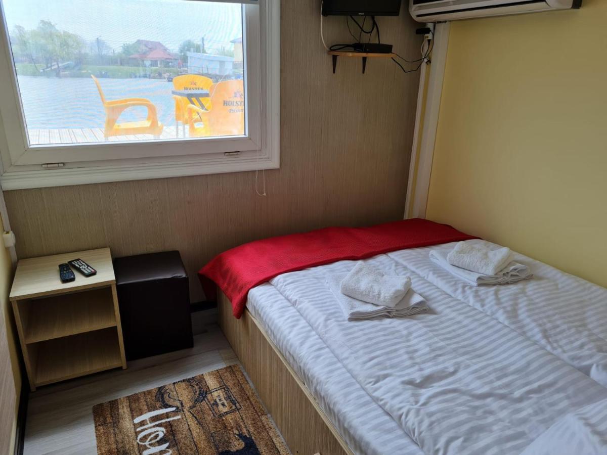 Hotel Plutitor Casa Pescarilor Sulina سولينا المظهر الخارجي الصورة