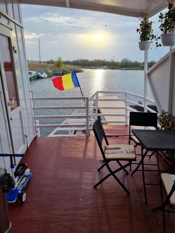 Hotel Plutitor Casa Pescarilor Sulina سولينا المظهر الخارجي الصورة