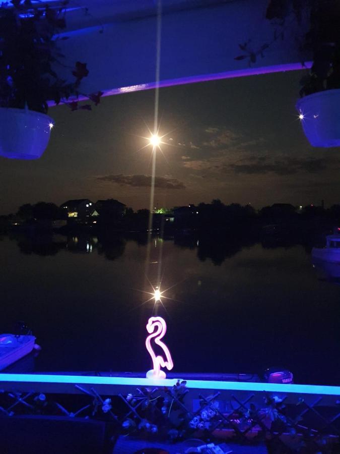 Hotel Plutitor Casa Pescarilor Sulina سولينا المظهر الخارجي الصورة